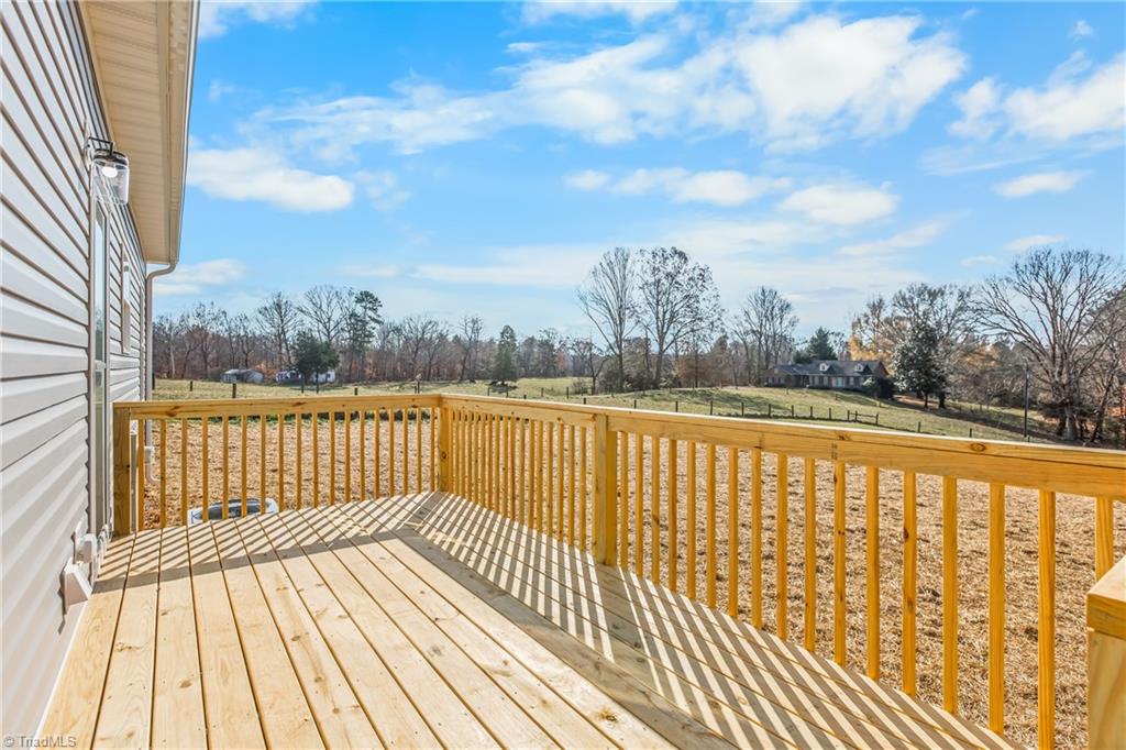 6782 Siloam Road Siloam, NC 27047 - Photo 32 of 43