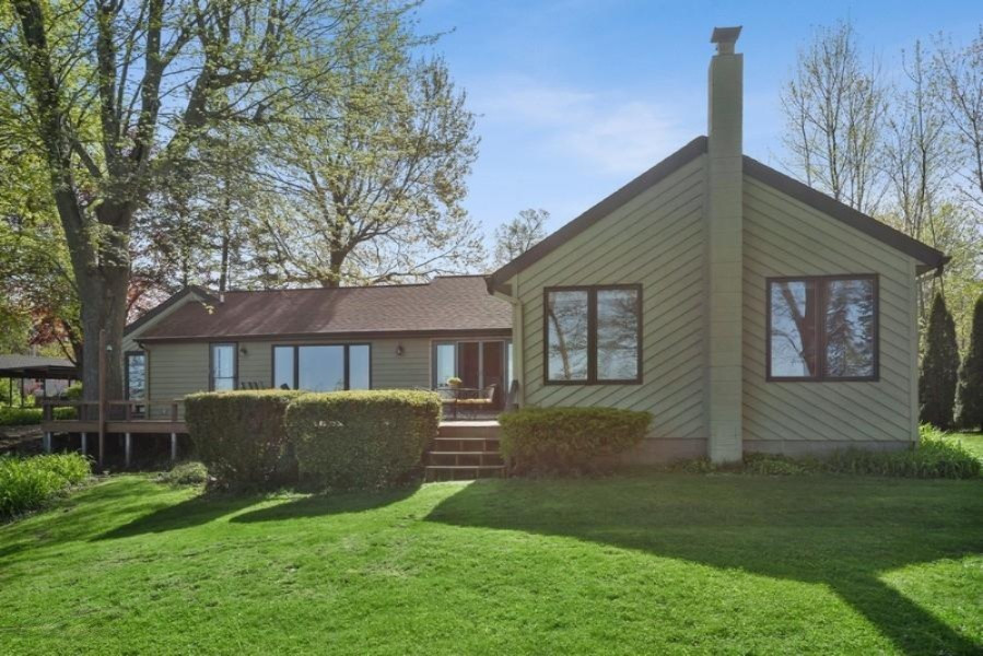 1080 Sylvan Road Benton Harbor, MI 49022 - Photo 3 of 23 23_1080SylvanDrive_59_RearView_LowRes