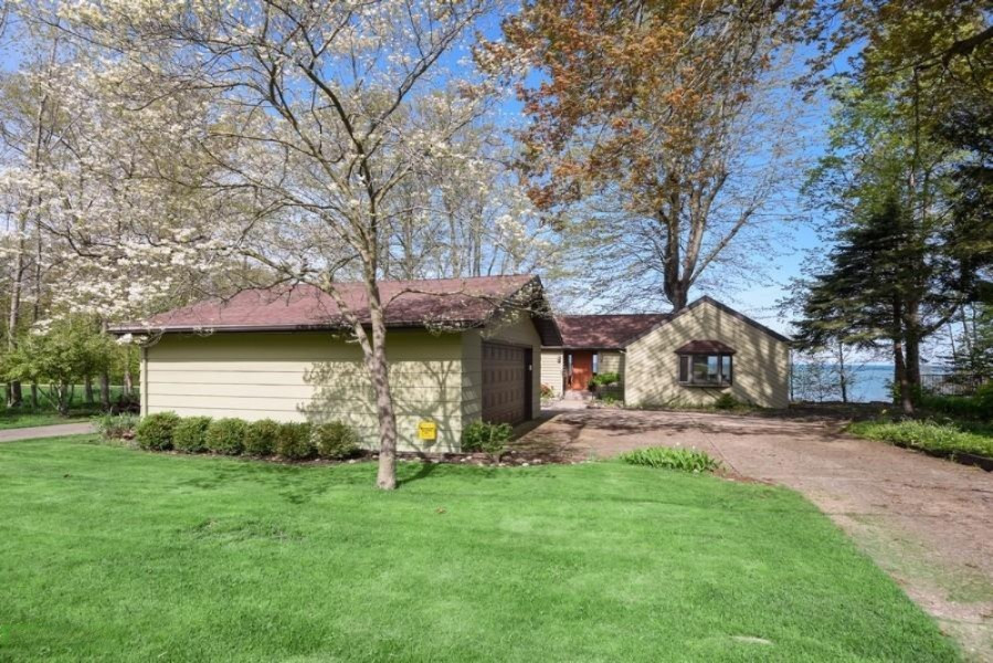 1080 Sylvan Road Benton Harbor, MI 49022 - Photo 8 of 23 01_1080SylvanDrive_57_FrontView_LowRes
