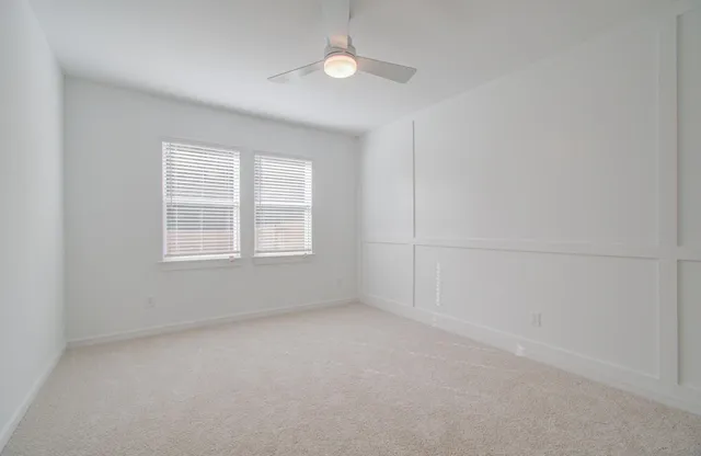 $2,300 | 225 Little Spg Court, Anahuac, TX 77514