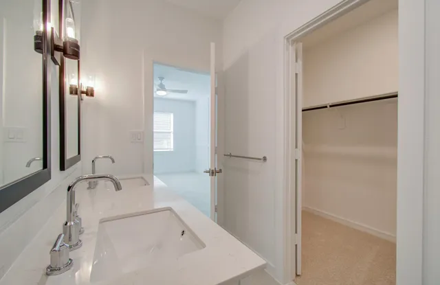 $2,300 | 225 Little Spg Court, Anahuac, TX 77514