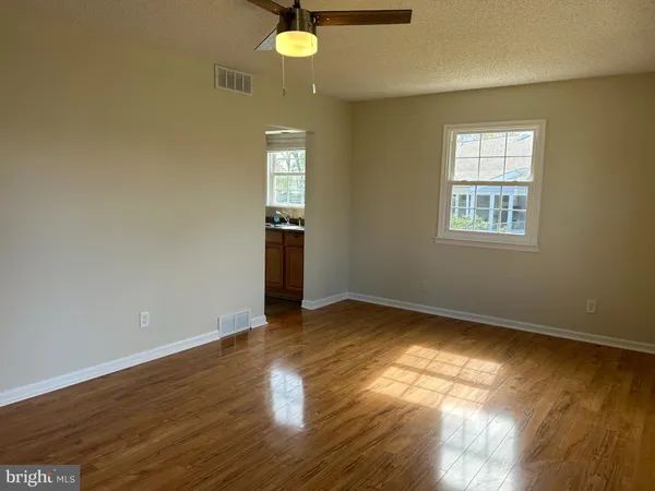 $2,800 | 114 Phillips Avenue, Magnolia, NJ 08049