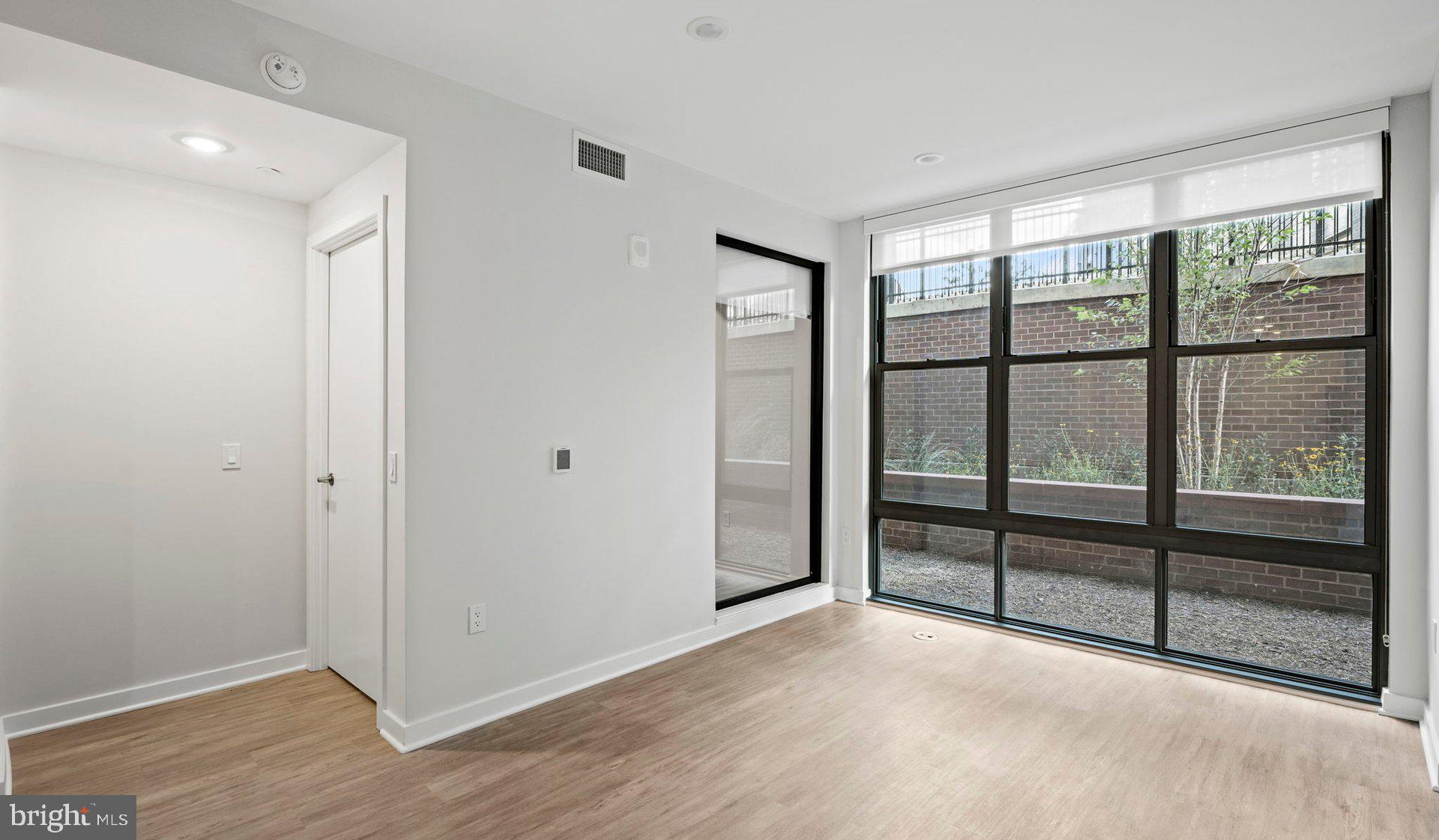 4000 Wisconsin Avenue Northwest, Unit 1B4KPH37 Washington, DC 20016 - Photo 44 of 50