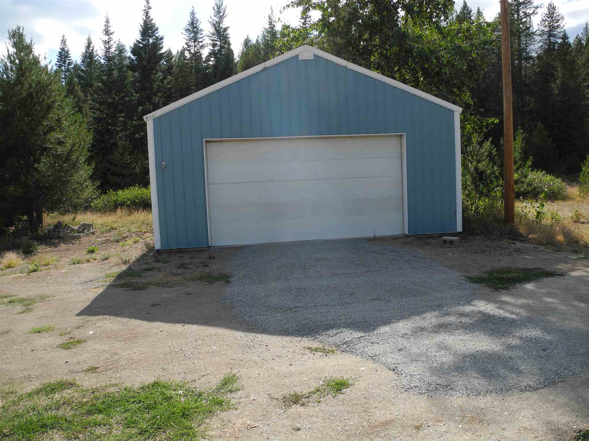 121 Stohr Road Newport, WA 99156 - Photo 2 of 7 Gallery Image 2