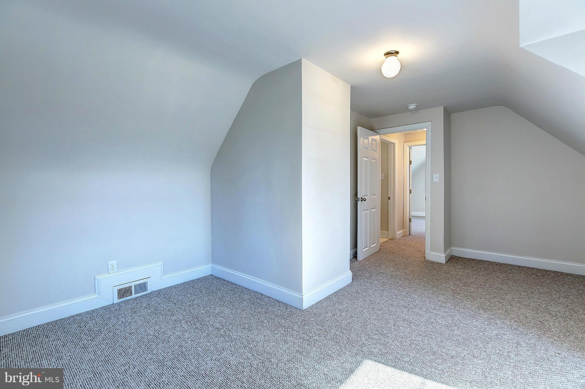4312 Chapel Road Nottingham, MD 21236 - Photo 22 of 30 Perfect For Family Or Guests