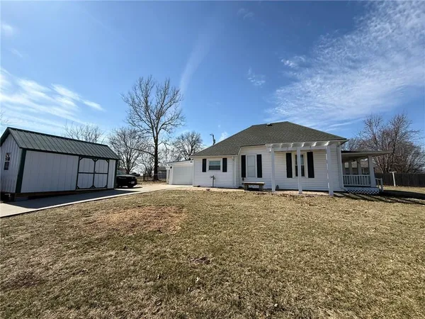 $129,000 | 1302 Green Drive, Gallatin, MO 64640