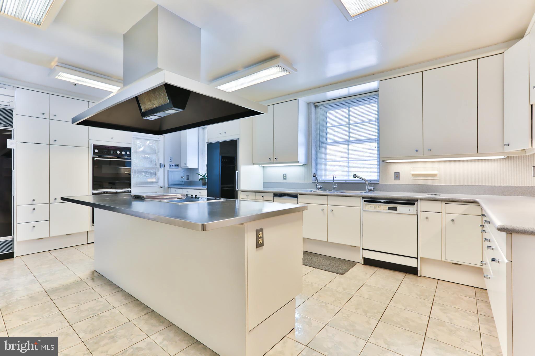 3408 Old Court Road Baltimore, MD 21208 - Photo 11 of 30 Chef's Kitchen