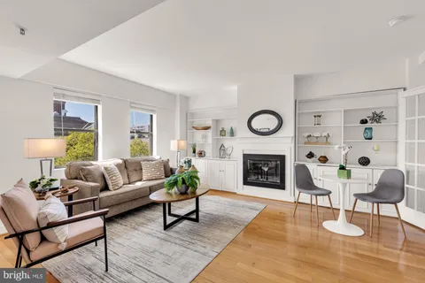 $550,000 | 1727 R Street Northwest, Unit 402, Washington, DC 20009