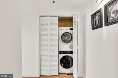 $550,000 | 1727 R Street Northwest, Unit 402, Washington, DC 20009