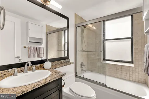 $550,000 | 1727 R Street Northwest, Unit 402, Washington, DC 20009