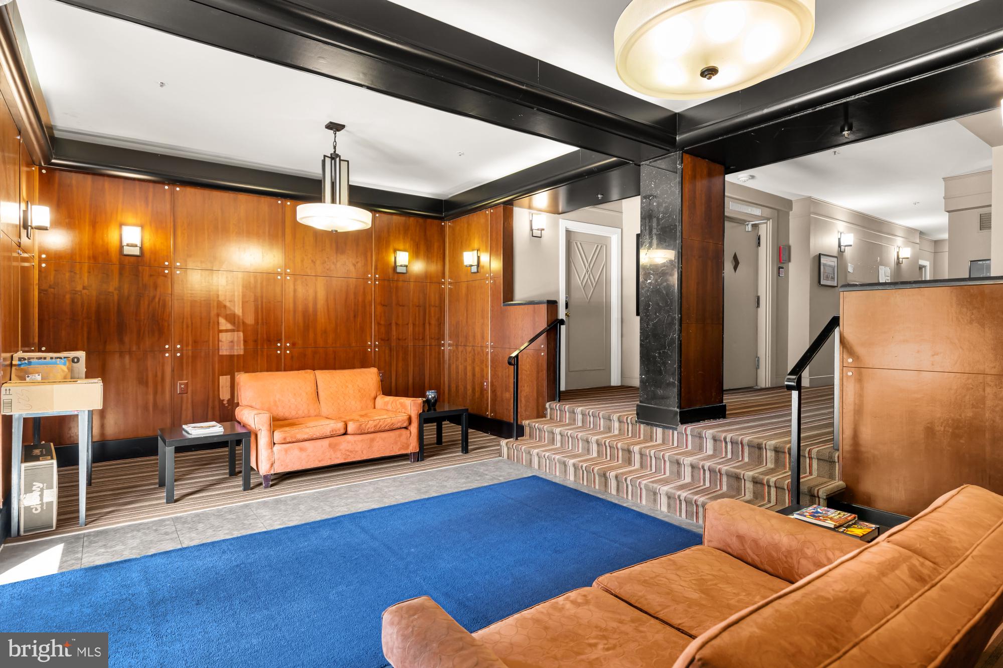 1727 R Street Northwest, Unit 402 Washington, DC 20009 - Photo 29 of 35 Beautiful Art Deco Lobby