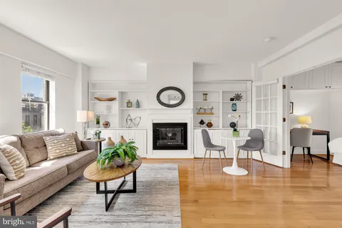 $550,000 | 1727 R Street Northwest, Unit 402, Washington, DC 20009