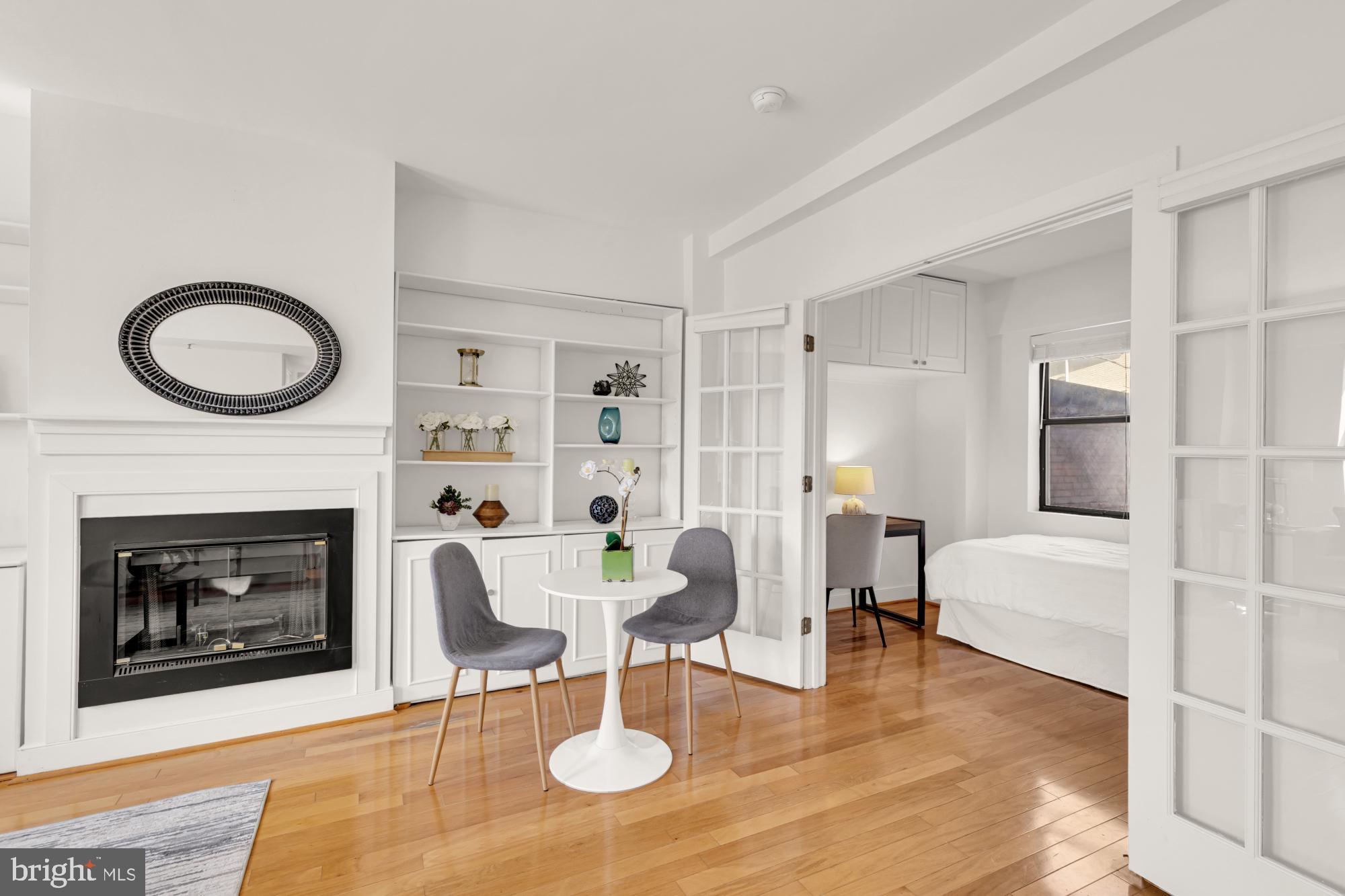 1727 R Street Northwest, Unit 402 Washington, DC 20009 - Photo 8 of 35 Dining Space