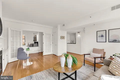 $550,000 | 1727 R Street Northwest, Unit 402, Washington, DC 20009