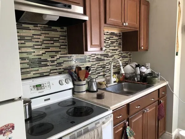 $1,870 | 227 Bridge Street, Unit 2, Northampton, MA 01060