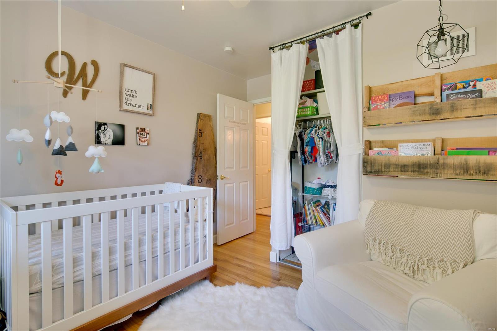 3154 Ringer Road St. Louis, MO 63125 - Photo 16 of 34 Gallery Image 16