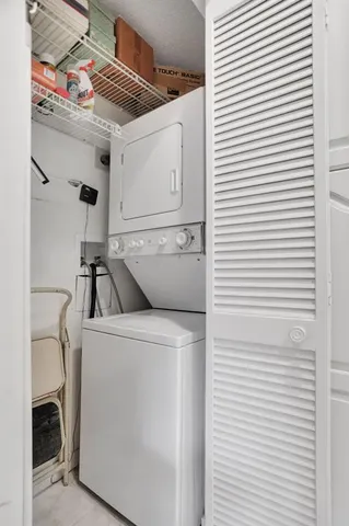 $549,900 | 330 Southeast 20th Avenue, Unit 307, Deerfield Beach, FL 33441