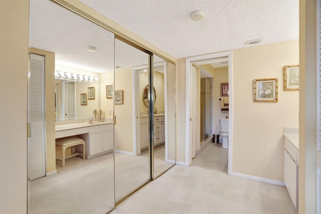 330 Southeast 20th Avenue, Unit 307 Deerfield Beach, FL 33441 - Photo 30 of 48