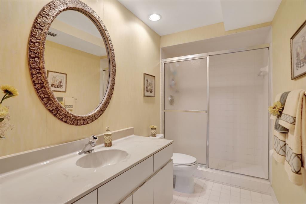 330 Southeast 20th Avenue, Unit 307 Deerfield Beach, FL 33441 - Photo 35 of 48