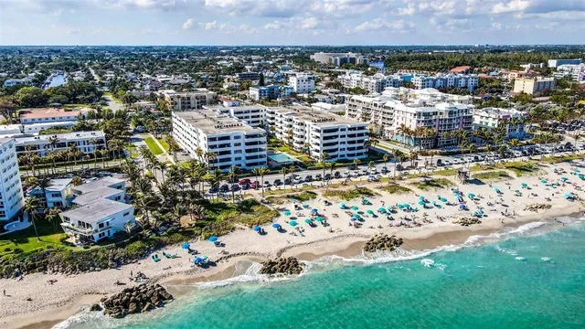 $549,900 | 330 Southeast 20th Avenue, Unit 307, Deerfield Beach, FL 33441