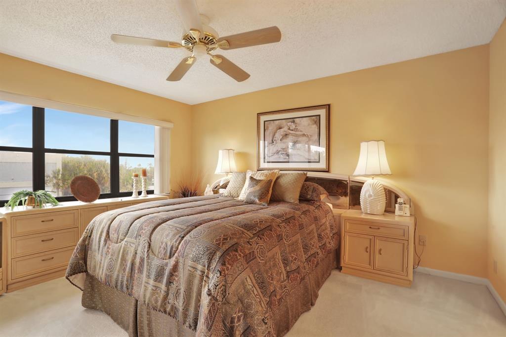 330 Southeast 20th Avenue, Unit 307 Deerfield Beach, FL 33441 - Photo 10 of 48