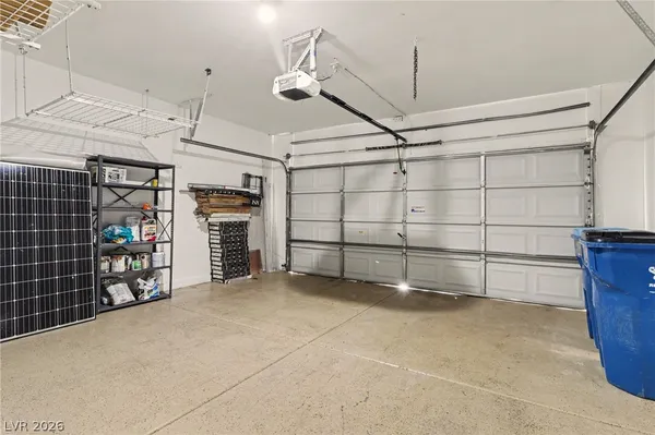$2,400 | 7929 Dana Maple Court, Las Vegas, NV 89131