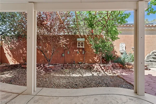 $2,400 | 7929 Dana Maple Court, Las Vegas, NV 89131