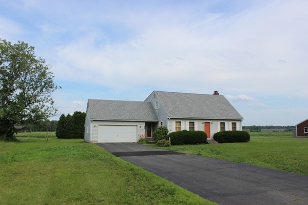 500 Hadley Road Sunderland, MA 01375 - Photo 3 of 22 a front view of a house with garden