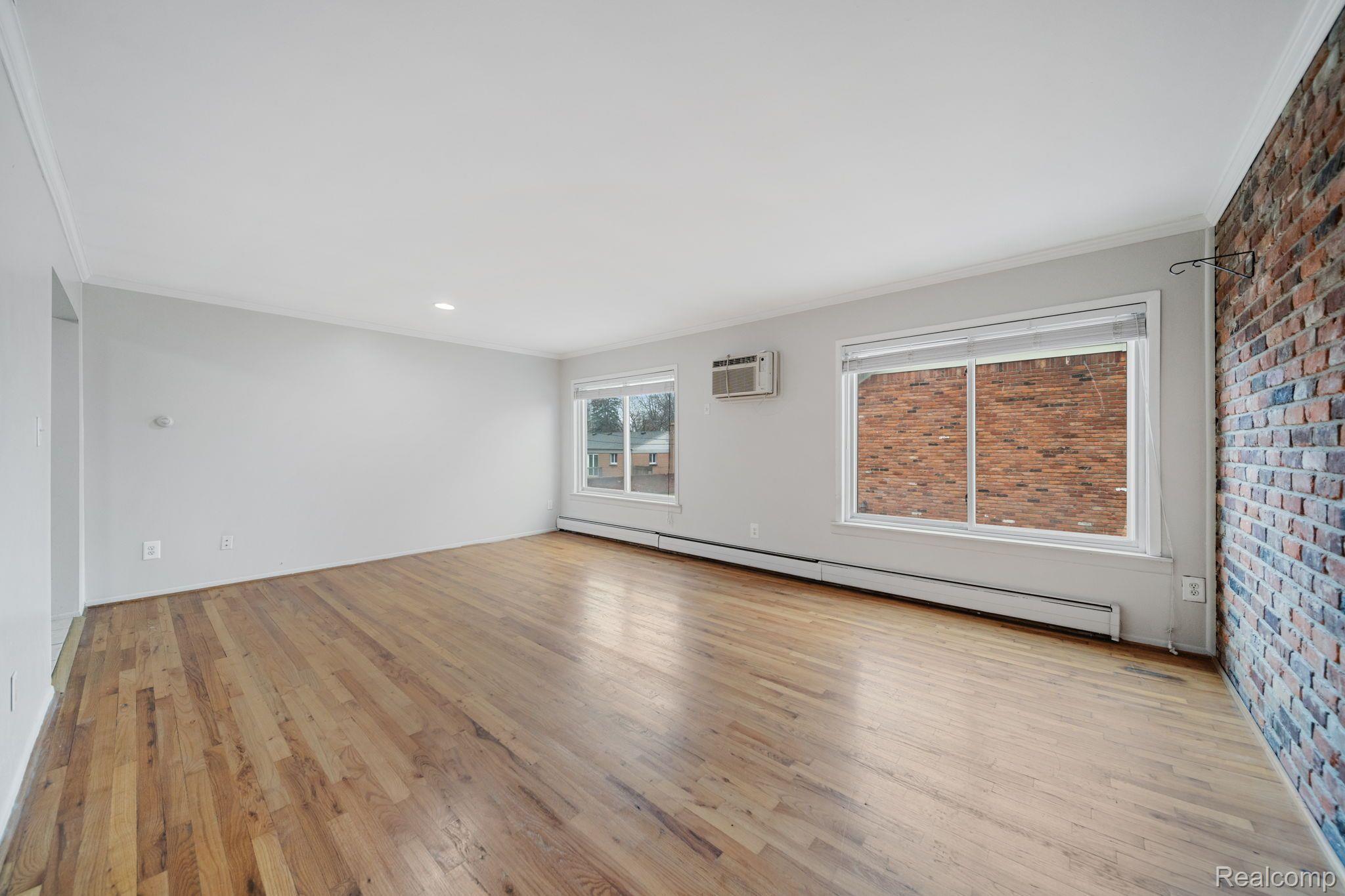 825 West Maple Road Clawson, MI 48017 - Photo 11 of 25 Gallery Image 11