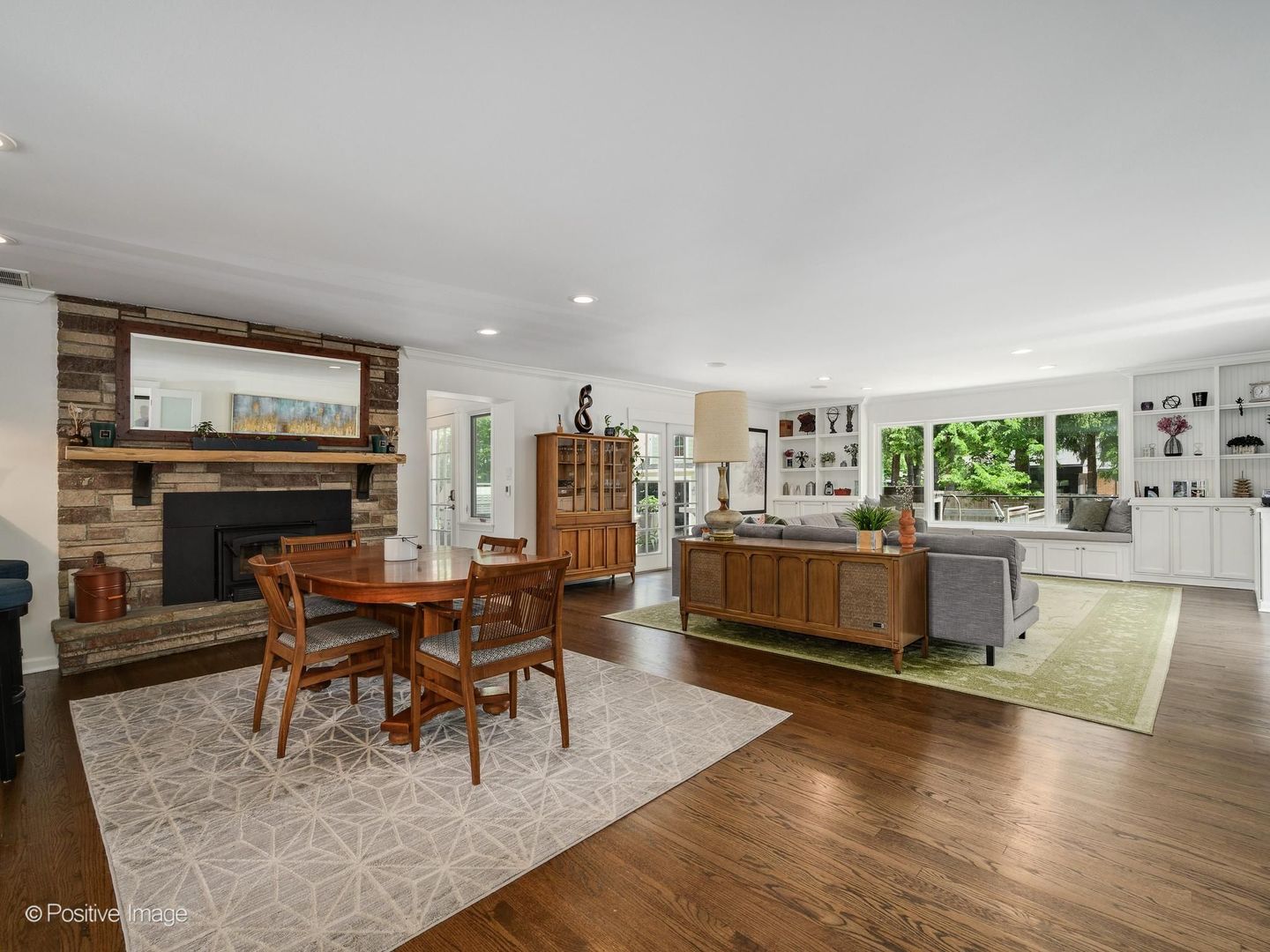 1701 Wagner Road Glenview, IL 60025 - Photo 3 of 30