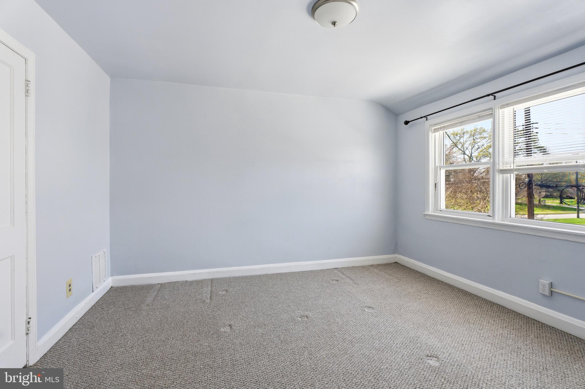 606 Middlesex Road Essex, MD 21221 - Photo 18 of 33