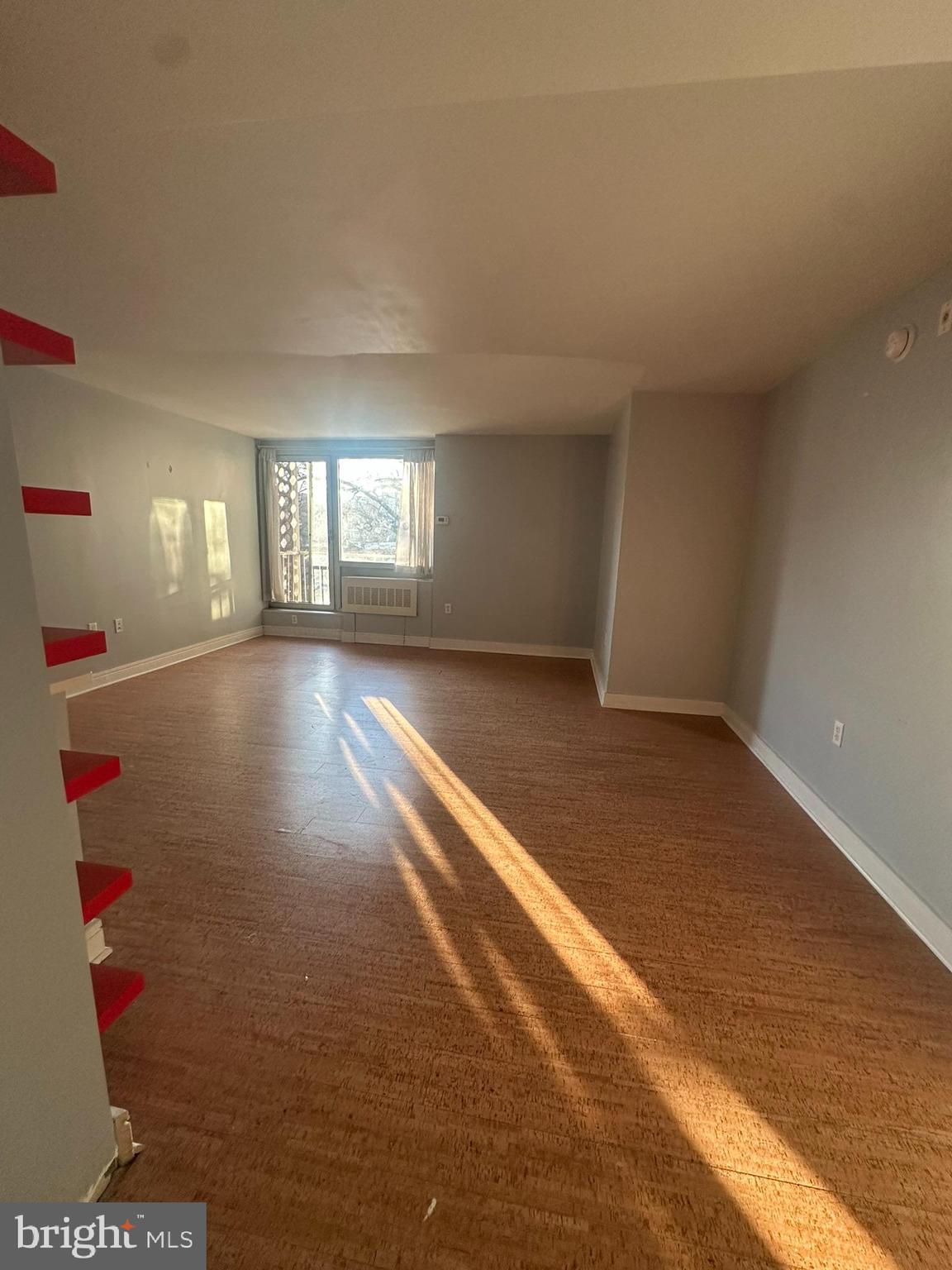 800 4th Street Southwest, Unit S325 Washington, DC 20024 - Photo 3 of 17 an empty room with windows