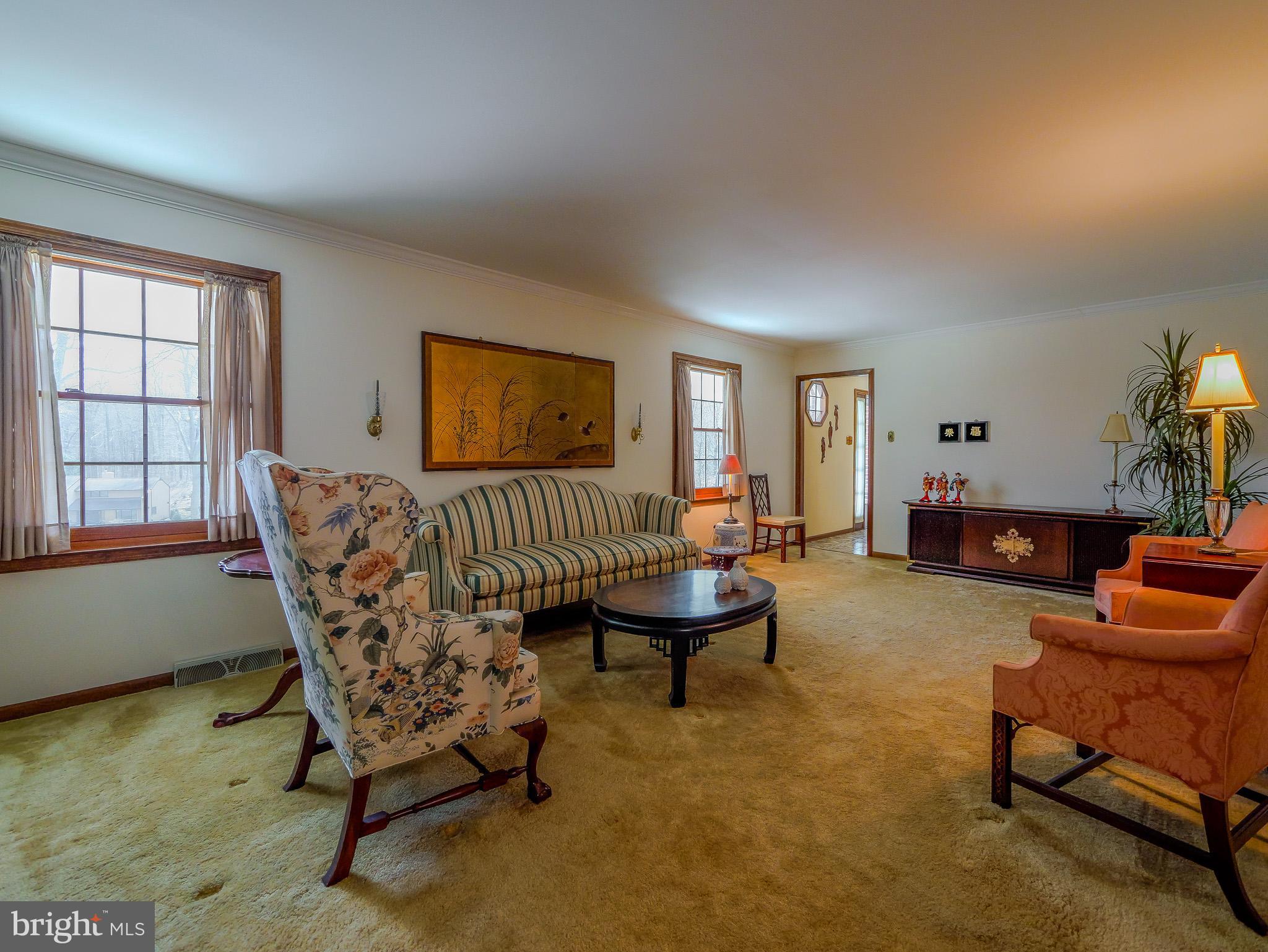 3 Running Brook Road Glen Mills, PA 19342 - Photo 15 of 57 Living Room