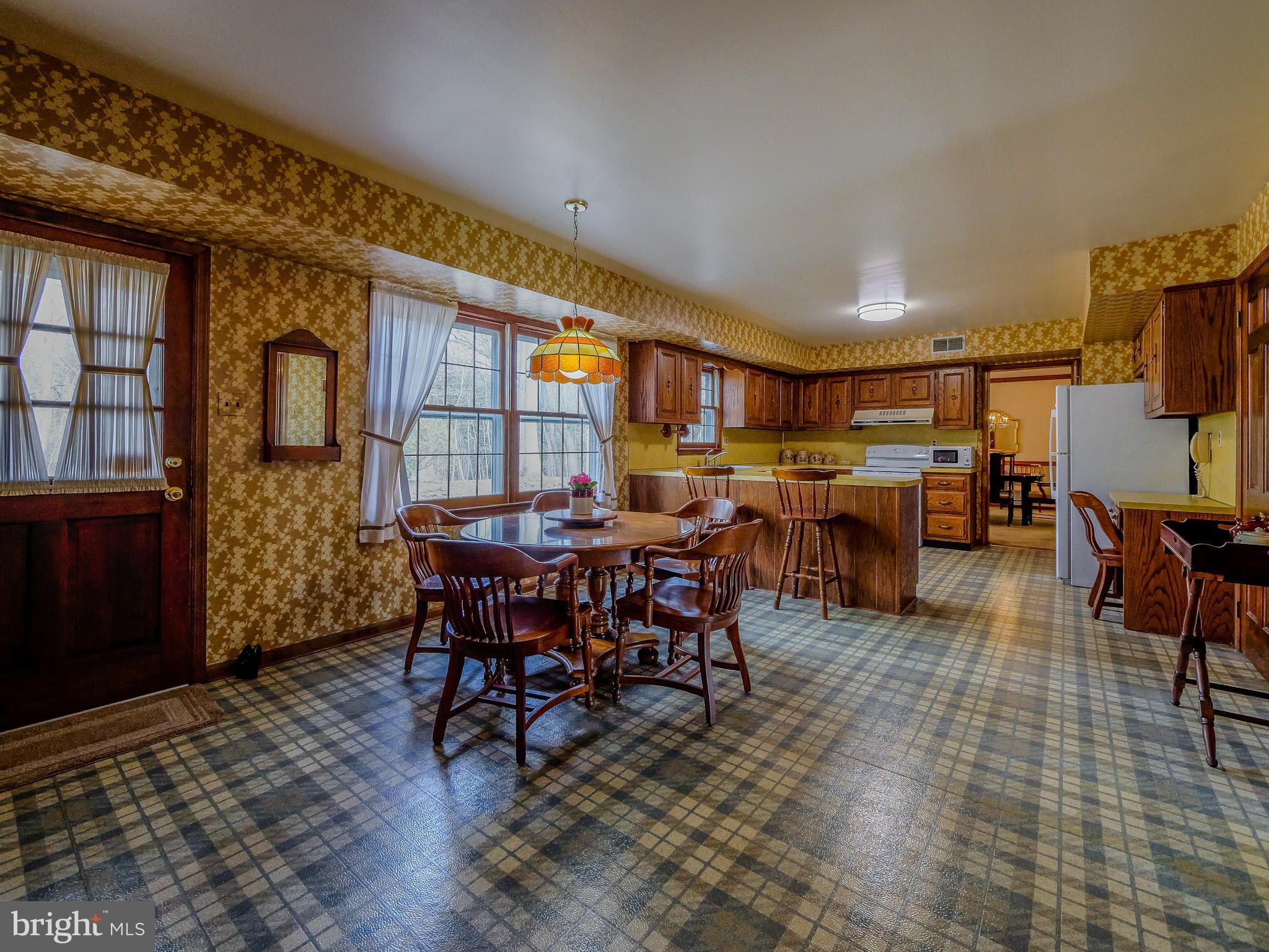 3 Running Brook Road Glen Mills, PA 19342 - Photo 28 of 57 Eat in Breakfast Area