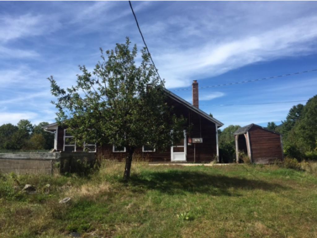 1075 Greenfield Road Francestown, NH 03043 - Photo 2 of 12