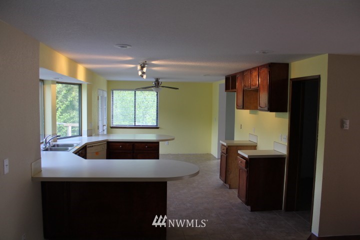 23565 Port Gamble Road Northeast Poulsbo, WA 98370 - Photo 5 of 13 Gallery Image 5