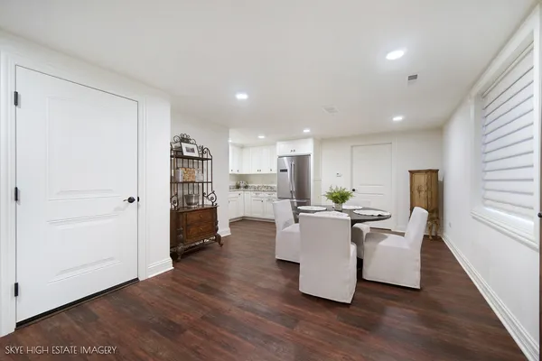 $1,448,000 | 1 Willowcrest Drive, Oak Brook, IL 60523