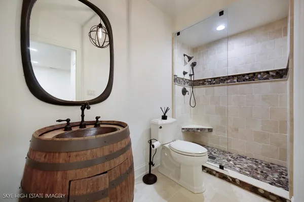 $1,448,000 | 1 Willowcrest Drive, Oak Brook, IL 60523