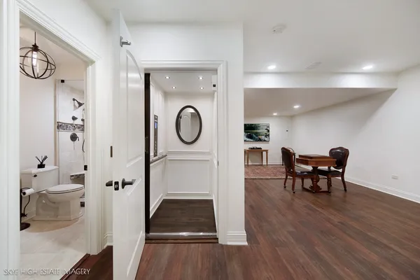 $1,448,000 | 1 Willowcrest Drive, Oak Brook, IL 60523