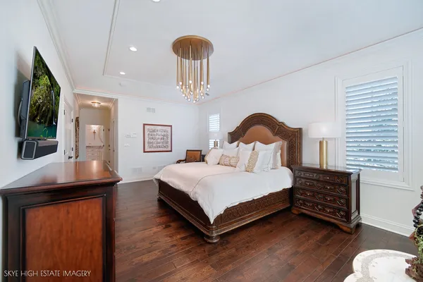 $1,448,000 | 1 Willowcrest Drive, Oak Brook, IL 60523