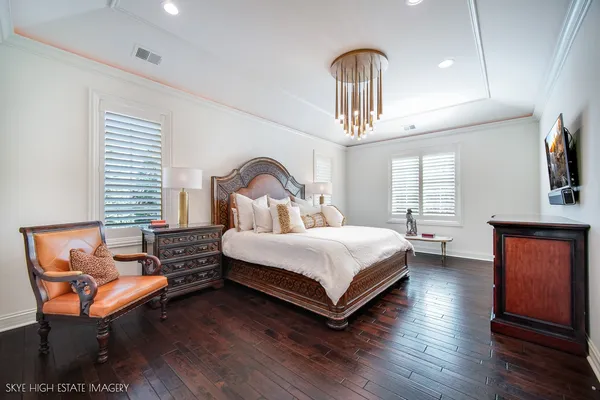 $1,448,000 | 1 Willowcrest Drive, Oak Brook, IL 60523