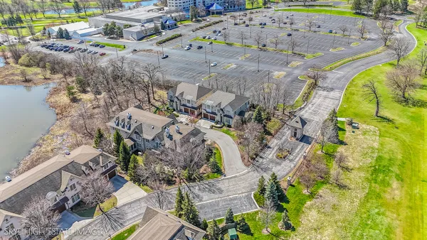 $1,448,000 | 1 Willowcrest Drive, Oak Brook, IL 60523