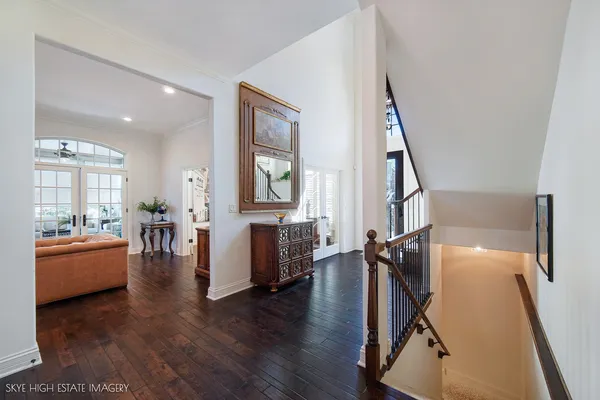 $1,448,000 | 1 Willowcrest Drive, Oak Brook, IL 60523