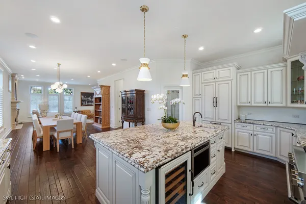 $1,448,000 | 1 Willowcrest Drive, Oak Brook, IL 60523