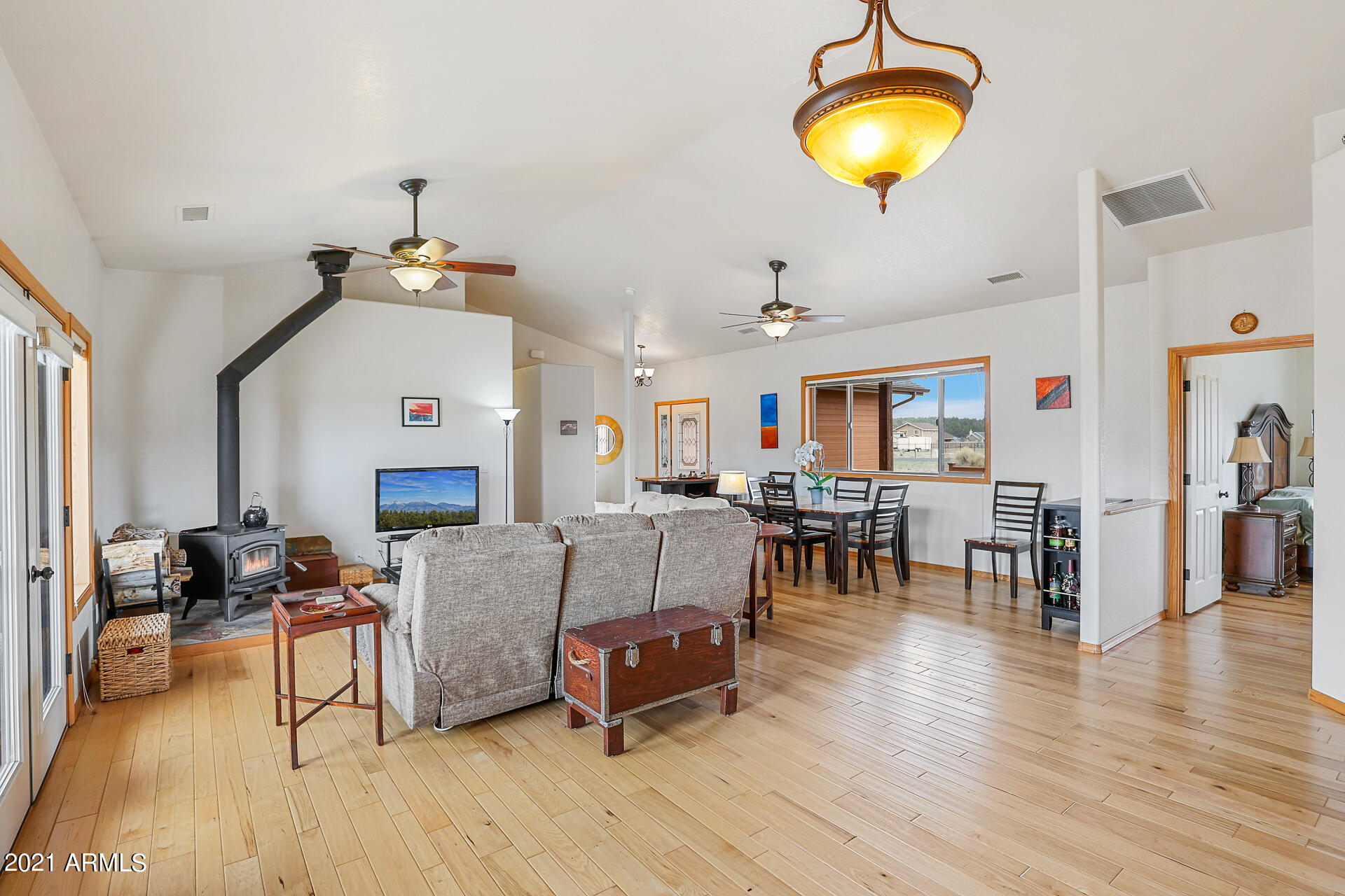 9676 North Bryant Road Flagstaff, AZ 86004 - Photo 14 of 42 Hickory Wood Floors