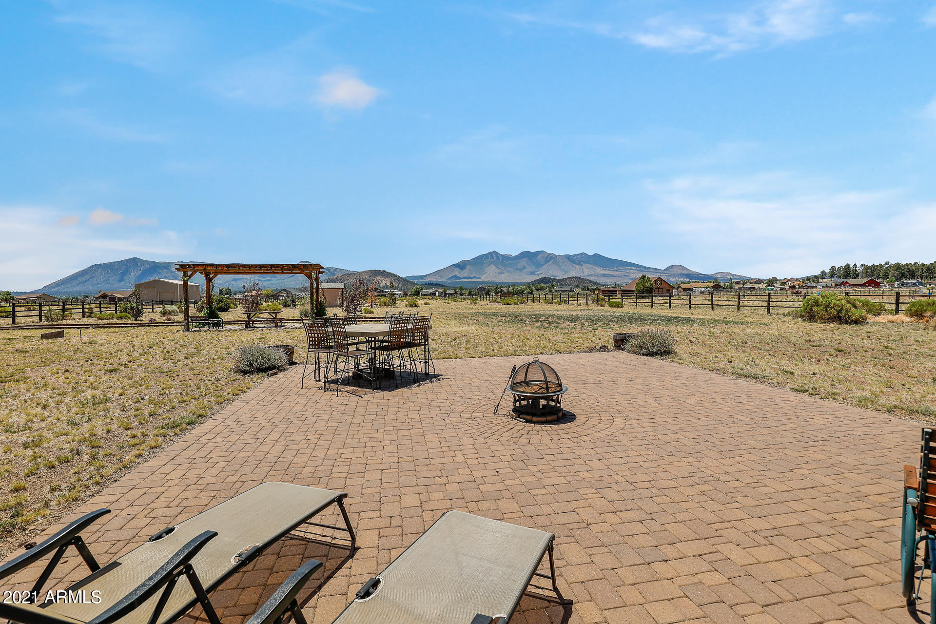 9676 North Bryant Road Flagstaff, AZ 86004 - Photo 2 of 42 Captivating Mountain Views