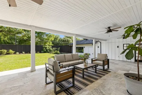$1,400,000 | 7424 Stonecrest Drive, Dallas, TX 75254