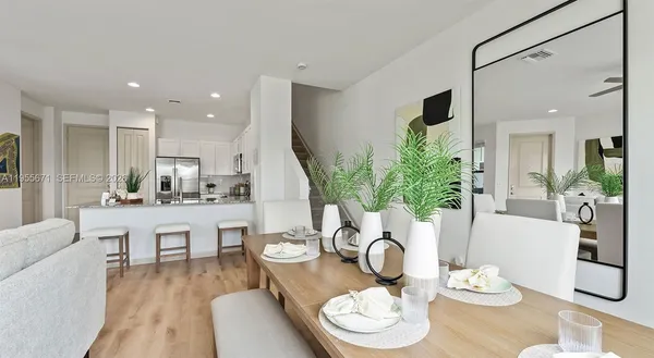 $2,470 | 5600 Northwest Coventry Circle, Unit 3BR, Port St. Lucie, FL 34986