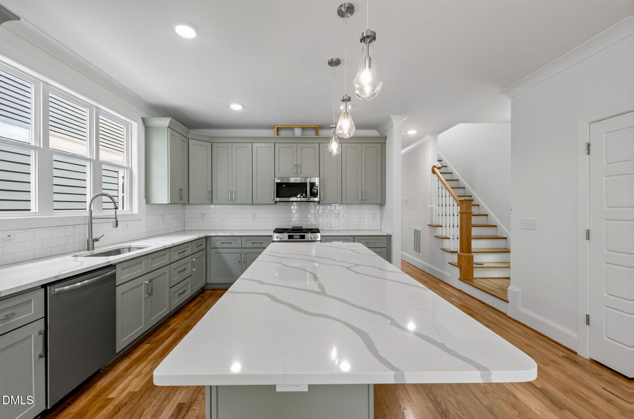 516 Heather Drive, Unit 1/2 Raleigh, NC 27606 - Photo 12 of 48 15-web-or-mls-516 Heather Dr - 15