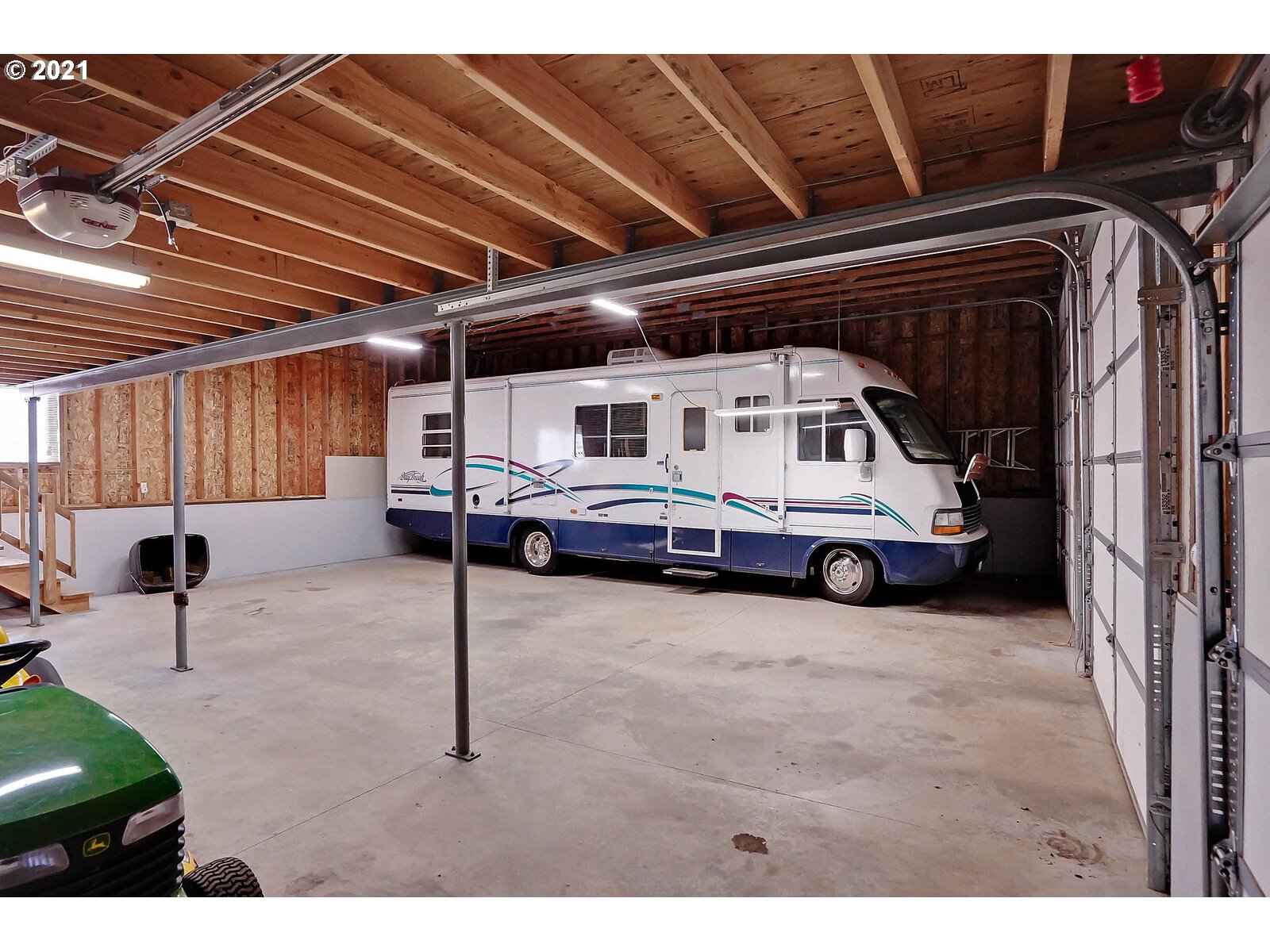 6852 Macleay Road Southeast Salem, OR 97317 - Photo 22 of 32 Gallery Image 22